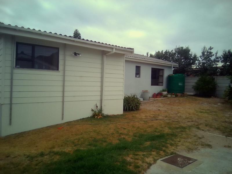 3 Bedroom Property for Sale in Franskraal Western Cape